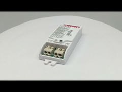 Sensore di movimento a microonde HNS101D con dimmerazione a tre livelli